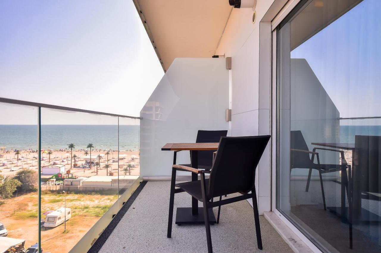 Apartment White Tower Private View